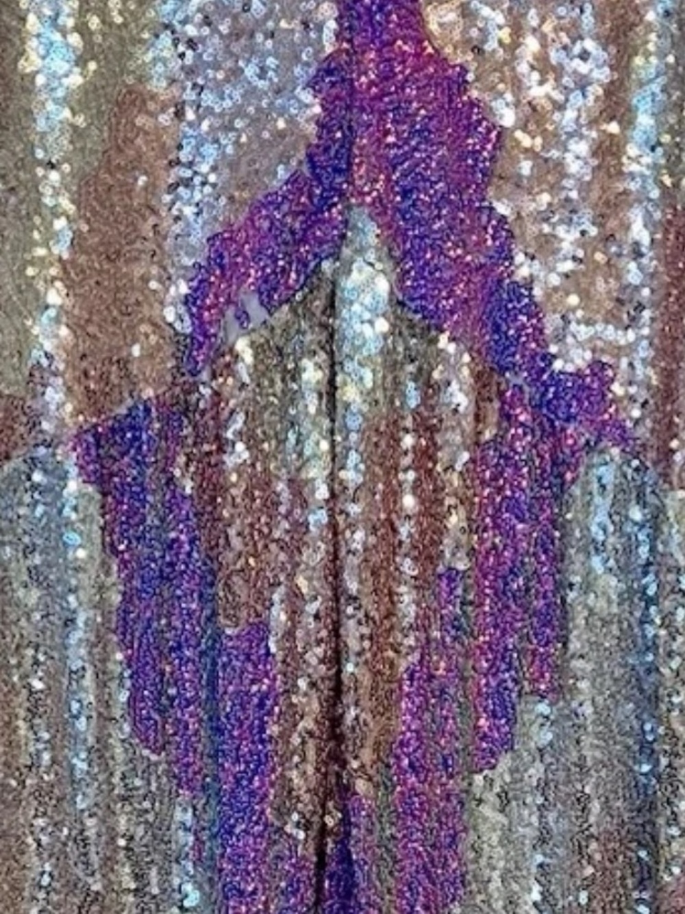 Sequin V-Neck Midi Dress in Iridescent Midi Dress. Size Large Saltwater luxe - Picture 7 of 15